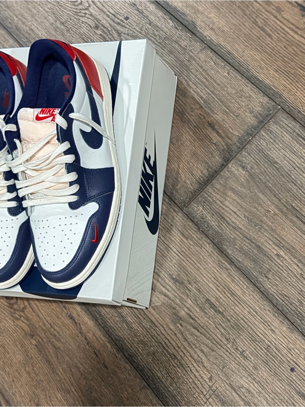 Nike Jordan 1 low Men’s Low-Top Sneakers - Navy/White/Red - Picture 3 of 3